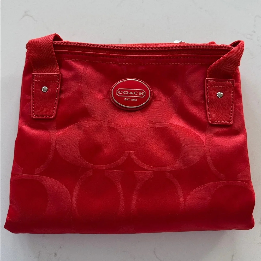 Coach Red Signature Satin Packable Totes NEW 👜 - Picture 3 of 8